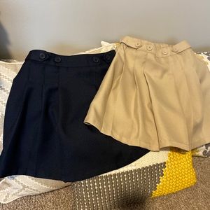 GIRLS CHAPS UNIFORM SKORTS SIZE 10